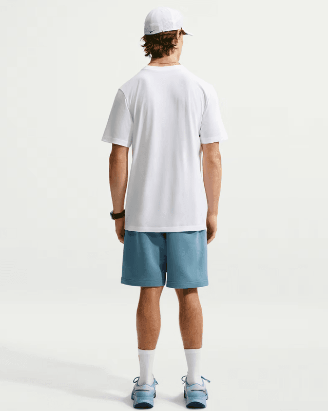 NikeCourt Men's Dri-FIT Tennis T-Shirt (Hvit)